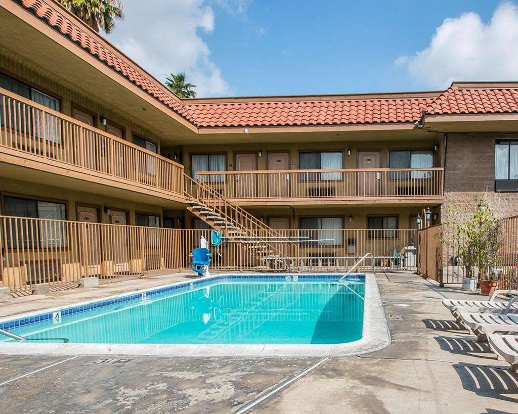 ריברסייד Rodeway Inn מתקנים תמונה