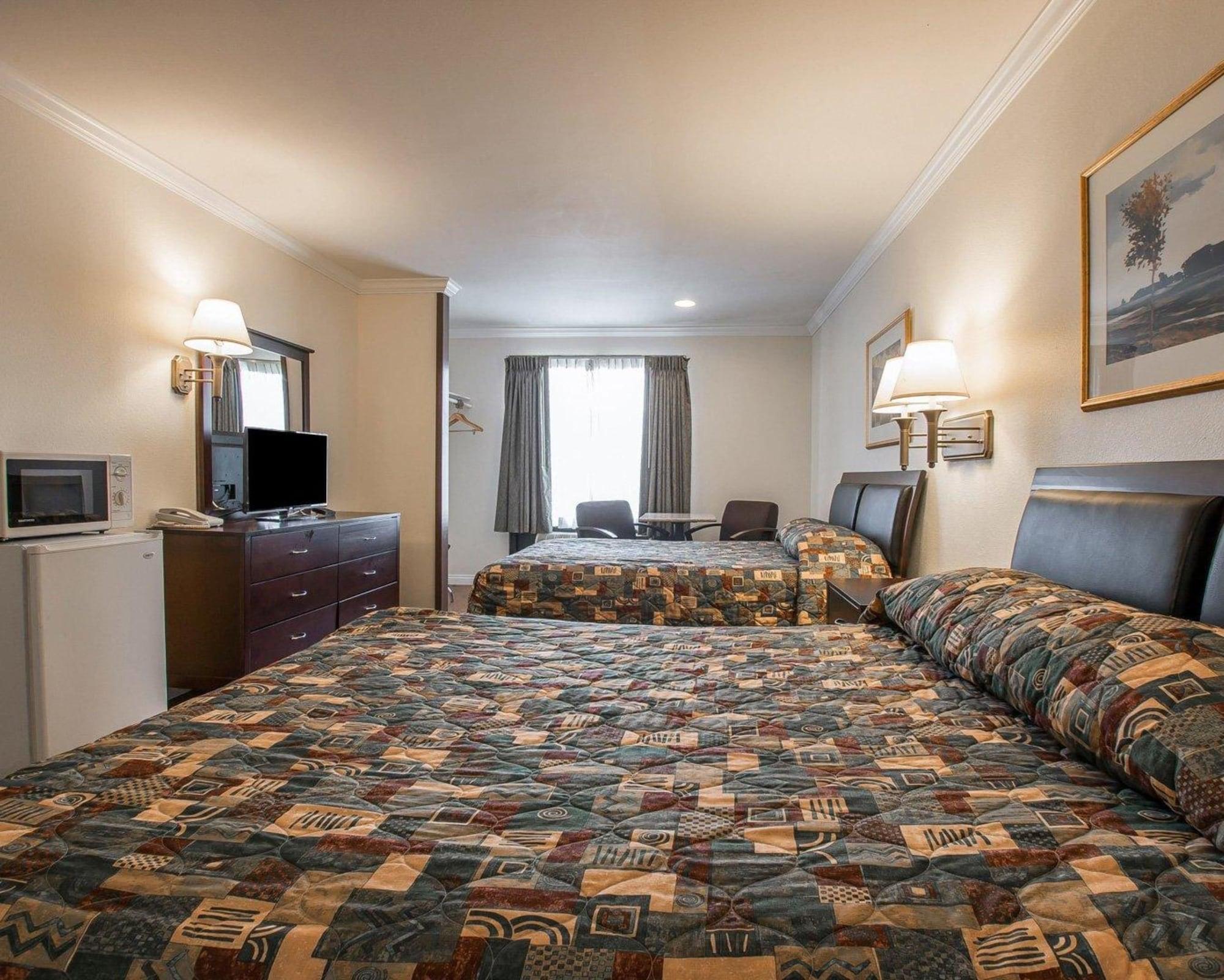 ריברסייד Rodeway Inn מראה חיצוני תמונה