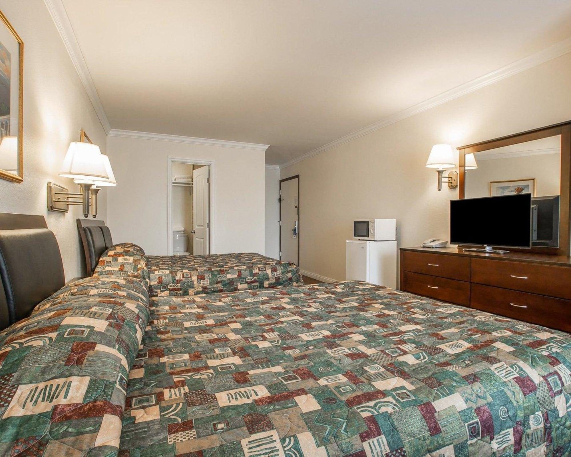 ריברסייד Rodeway Inn מראה חיצוני תמונה