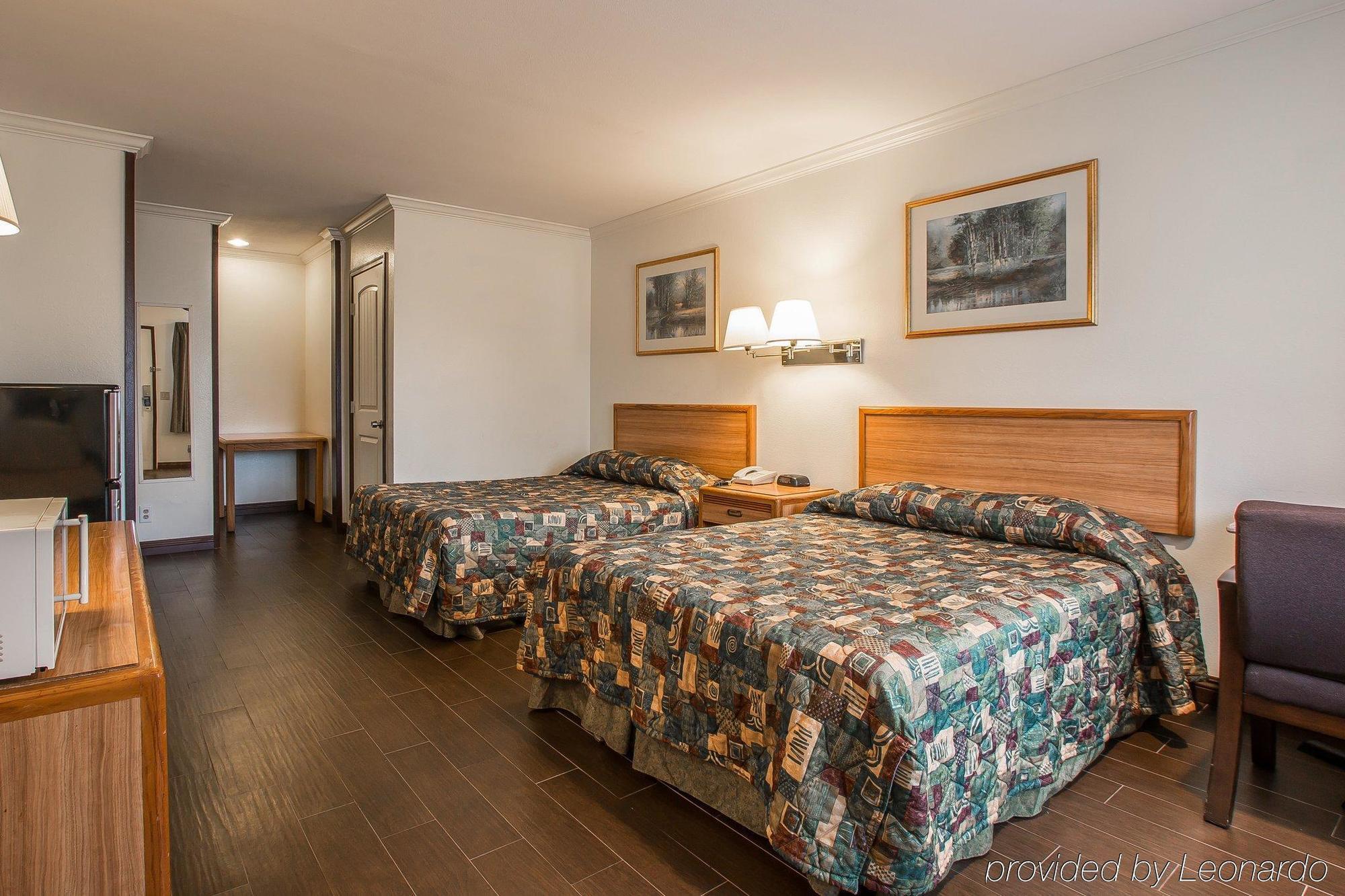 ריברסייד Rodeway Inn מראה חיצוני תמונה