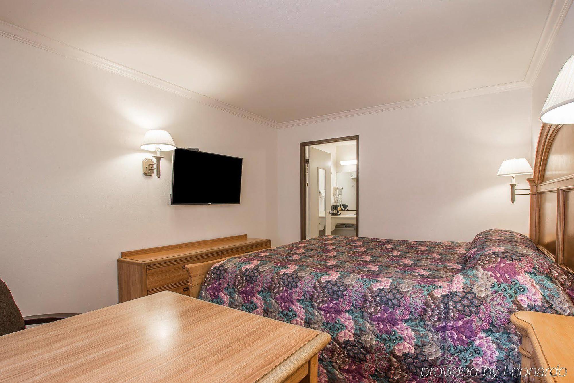 ריברסייד Rodeway Inn מראה חיצוני תמונה