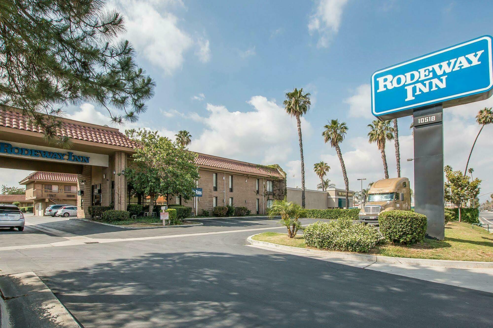 ריברסייד Rodeway Inn מראה חיצוני תמונה